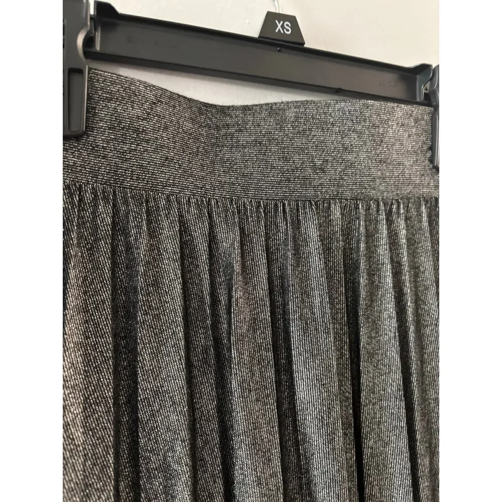 Simply Vera Wang Womens Pleated Midi Skirt Size Medium Metallic Gray NWT Party